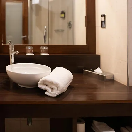 The Huntsman Szálloda 4*