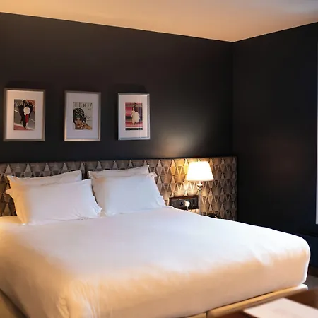 Отель The Huntsman