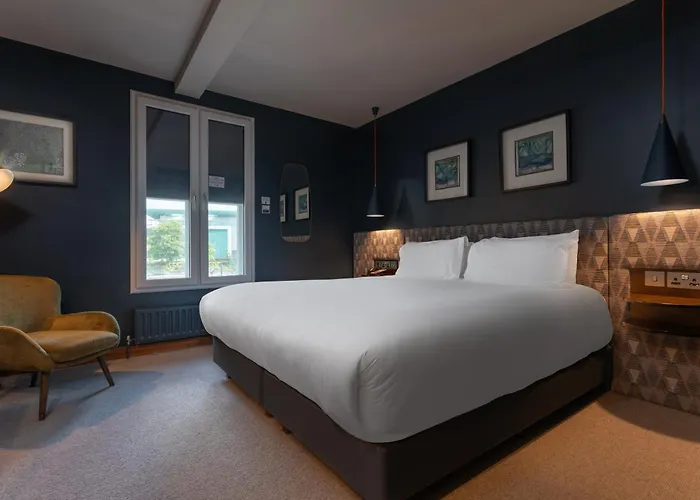 The Huntsman Hotel