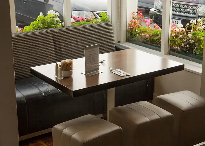 The Huntsman Отель Голуэй